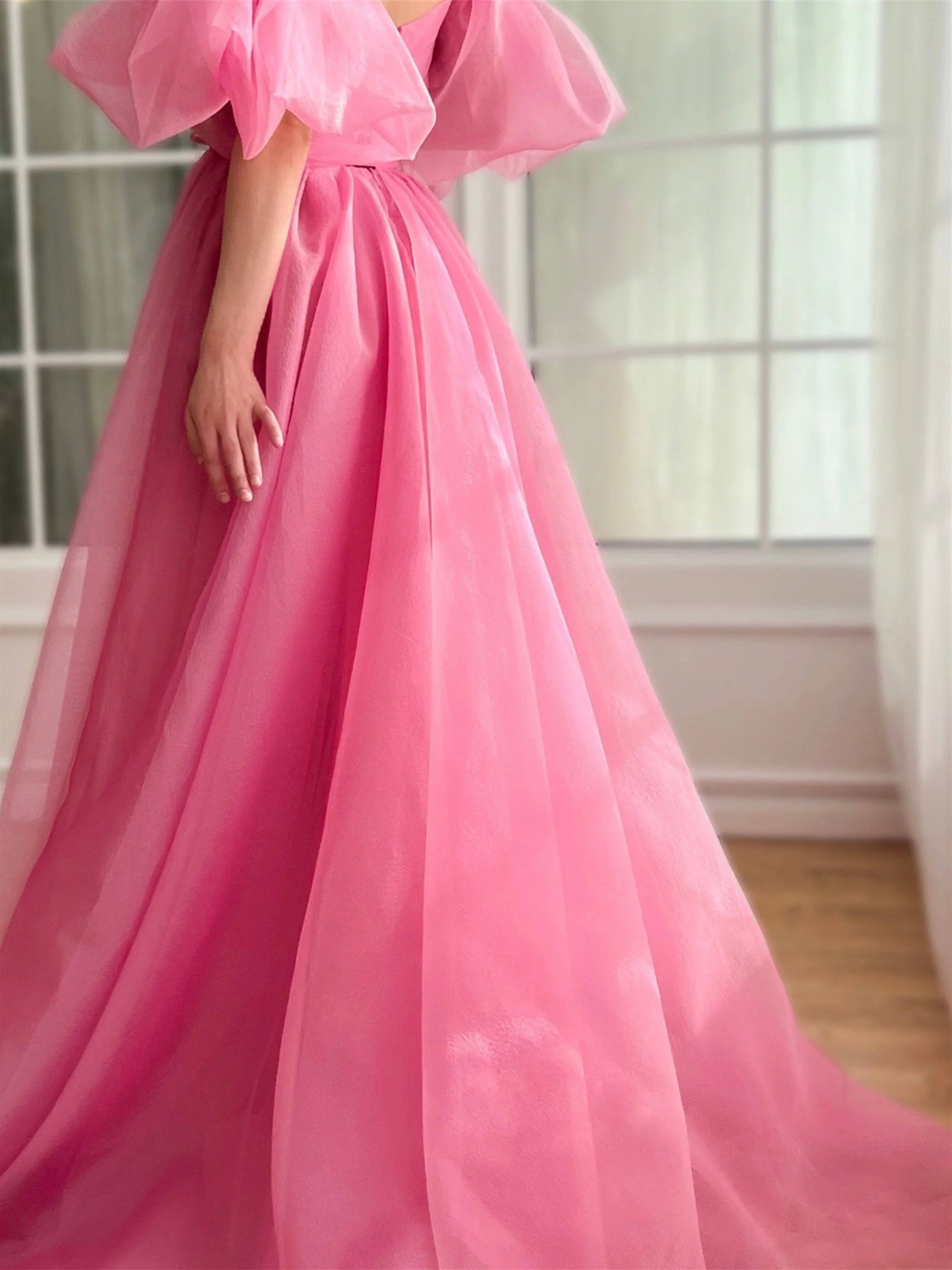 Robe de soirée longue à épaules dénudées et décolleté en cœur